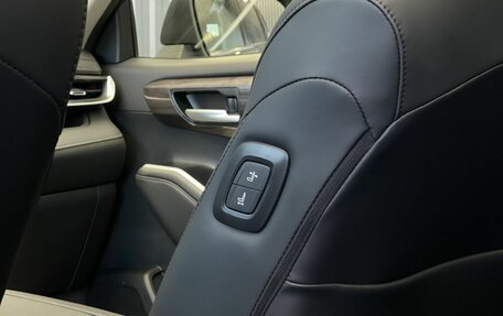 Toyota Highlander, 2025 год, 5 847 000 рублей, 26 фотография