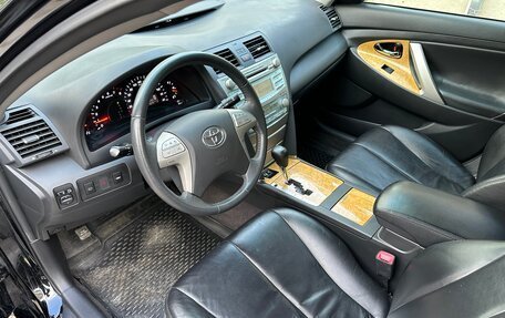 Toyota Camry, 2007 год, 2 000 000 рублей, 2 фотография