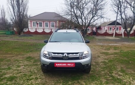 Renault Duster I рестайлинг, 2017 год, 1 250 000 рублей, 3 фотография