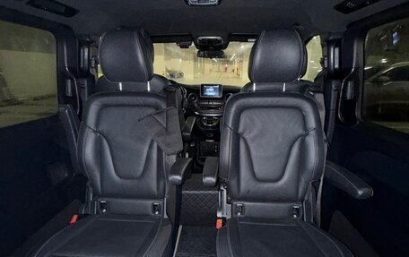 Mercedes-Benz V-Класс, 2020 год, 5 500 000 рублей, 18 фотография
