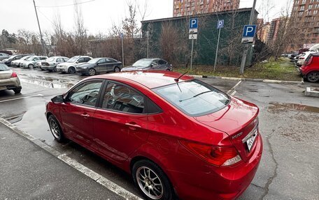 Hyundai Solaris II рестайлинг, 2011 год, 650 000 рублей, 6 фотография