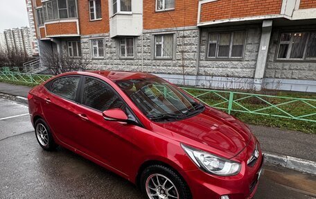 Hyundai Solaris II рестайлинг, 2011 год, 650 000 рублей, 3 фотография