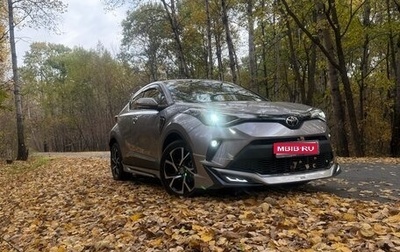 Toyota C-HR I рестайлинг, 2020 год, 2 400 000 рублей, 1 фотография