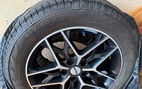 Toyota C-HR I рестайлинг, 2020 год, 2 400 000 рублей, 20 фотография