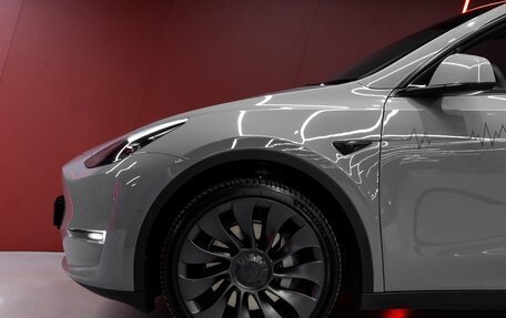Tesla Model Y I, 2023 год, 5 900 000 рублей, 4 фотография