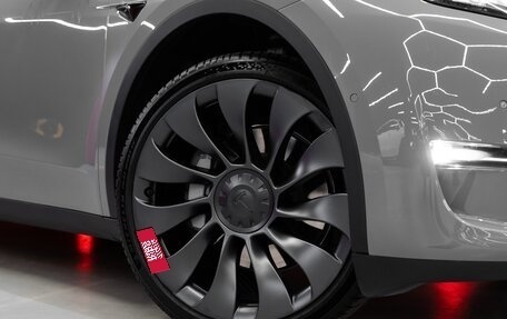 Tesla Model Y I, 2023 год, 5 900 000 рублей, 10 фотография