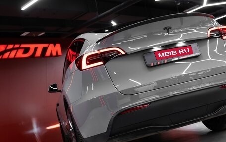 Tesla Model Y I, 2023 год, 5 900 000 рублей, 12 фотография