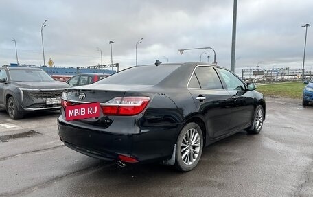 Toyota Camry, 2017 год, 2 490 000 рублей, 4 фотография