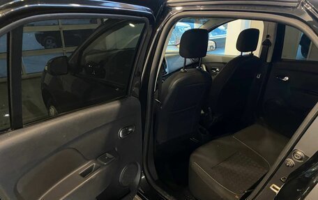 Renault Logan II, 2014 год, 593 000 рублей, 24 фотография