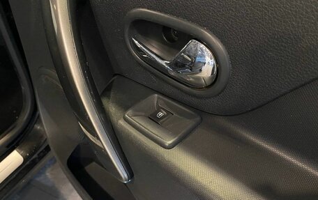 Renault Logan II, 2014 год, 593 000 рублей, 28 фотография