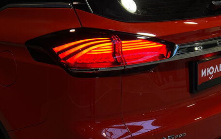 Geely Atlas, 2022 год, 1 800 000 рублей, 10 фотография