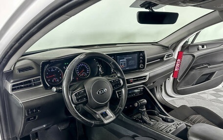 KIA K5, 2021 год, 1 348 000 рублей, 23 фотография