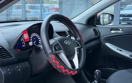 Hyundai Solaris II рестайлинг, 2011 год, 589 000 рублей, 14 фотография