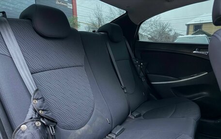 Hyundai Solaris II рестайлинг, 2011 год, 589 000 рублей, 23 фотография