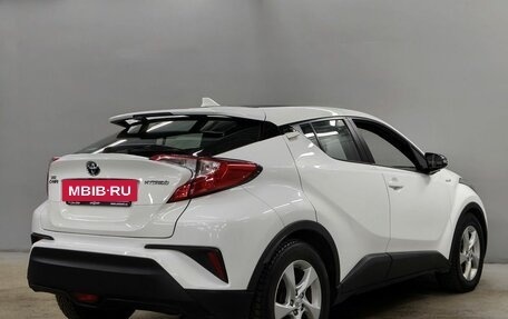 Toyota C-HR I рестайлинг, 2018 год, 2 263 000 рублей, 5 фотография