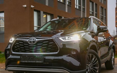 Toyota Highlander, 2025 год, 5 700 000 рублей, 8 фотография