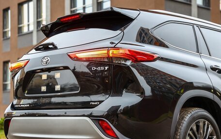 Toyota Highlander, 2025 год, 5 700 000 рублей, 10 фотография