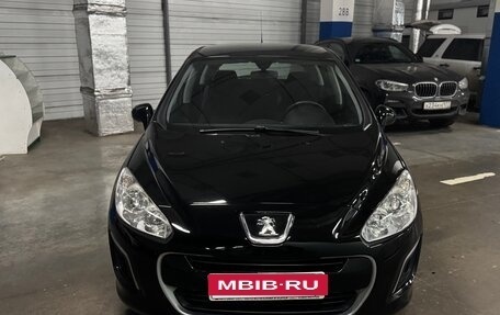 Peugeot 308 II, 2011 год, 480 000 рублей, 2 фотография