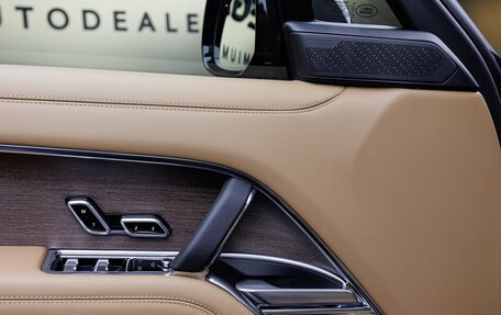 Land Rover Range Rover IV рестайлинг, 2025 год, 25 380 000 рублей, 21 фотография