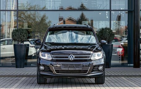 Volkswagen Tiguan I, 2015 год, 1 375 000 рублей, 2 фотография