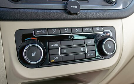 Volkswagen Tiguan I, 2015 год, 1 375 000 рублей, 14 фотография