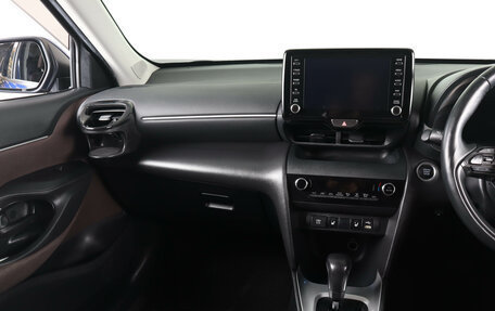 Toyota Yaris Cross, 2020 год, 1 969 000 рублей, 13 фотография