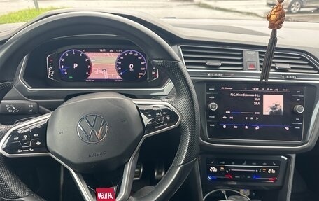 Volkswagen Tiguan II, 2021 год, 2 500 000 рублей, 1 фотография