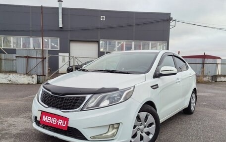 KIA Rio III рестайлинг, 2013 год, 590 000 рублей, 1 фотография