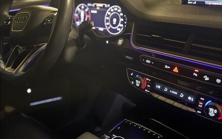 Audi Q7, 2018 год, 4 850 000 рублей, 15 фотография