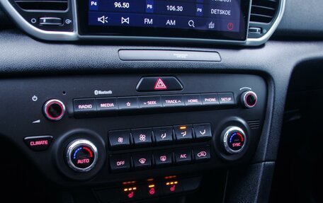 KIA Sportage IV рестайлинг, 2019 год, 2 399 000 рублей, 18 фотография