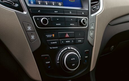 Hyundai Santa Fe III рестайлинг, 2018 год, 2 165 000 рублей, 15 фотография