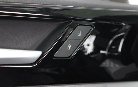 Volkswagen Taos, 2021 год, 2 269 000 рублей, 26 фотография