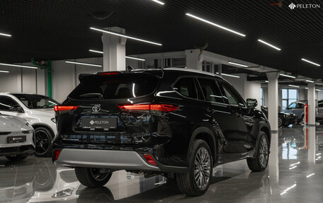 Toyota Highlander, 2025 год, 5 930 000 рублей, 5 фотография