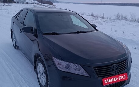 Toyota Camry, 2014 год, 1 690 000 рублей, 3 фотография