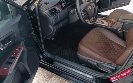 Toyota Camry, 2014 год, 1 690 000 рублей, 5 фотография