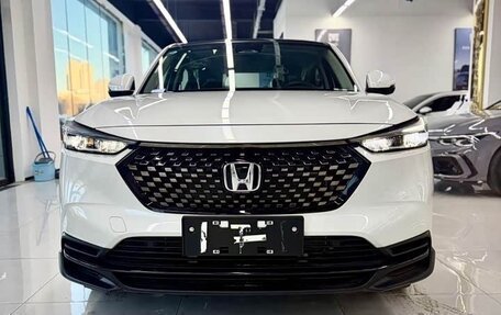 Honda Vezel, 2024 год, 2 490 000 рублей, 3 фотография