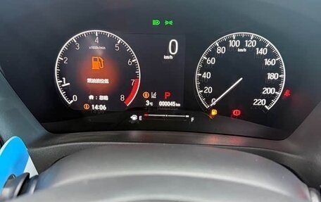 Honda Vezel, 2024 год, 2 490 000 рублей, 17 фотография