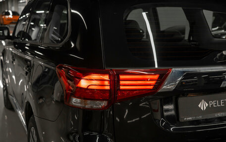 Mitsubishi Outlander III рестайлинг 3, 2022 год, 3 150 000 рублей, 24 фотография