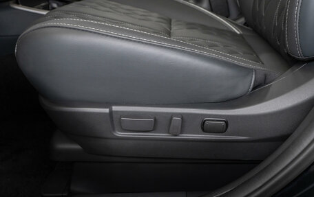 Mitsubishi Outlander III рестайлинг 3, 2022 год, 3 150 000 рублей, 19 фотография