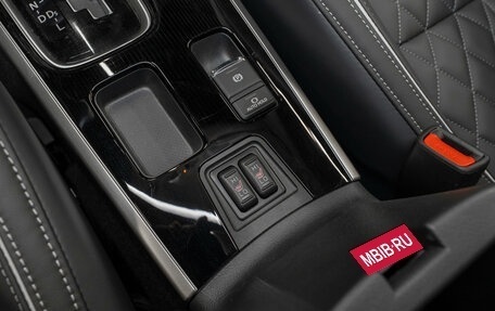 Mitsubishi Outlander III рестайлинг 3, 2022 год, 3 150 000 рублей, 20 фотография