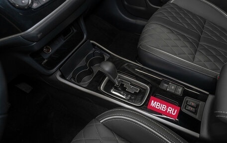 Mitsubishi Outlander III рестайлинг 3, 2022 год, 3 150 000 рублей, 15 фотография