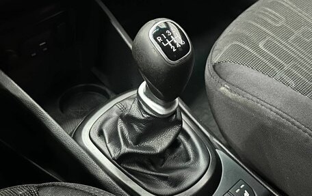 KIA Rio III рестайлинг, 2015 год, 1 090 000 рублей, 19 фотография