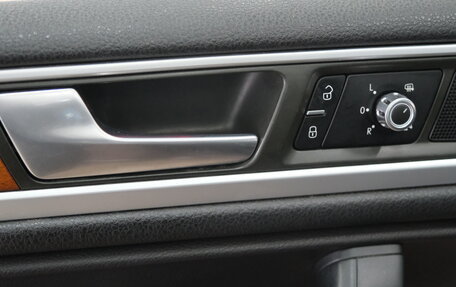 Volkswagen Touareg III, 2013 год, 2 059 000 рублей, 10 фотография