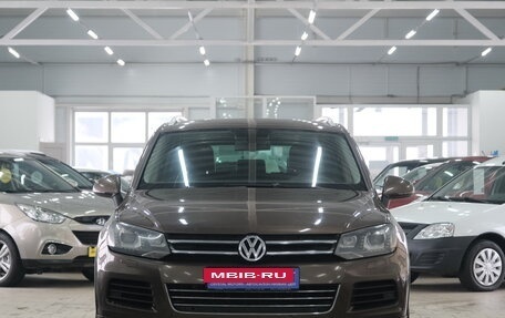 Volkswagen Touareg III, 2013 год, 2 059 000 рублей, 2 фотография