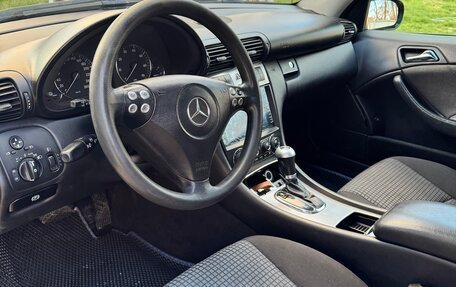 Mercedes-Benz C-Класс, 2004 год, 555 000 рублей, 9 фотография