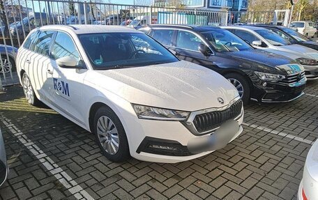 Skoda Octavia IV, 2022 год, 2 175 000 рублей, 3 фотография