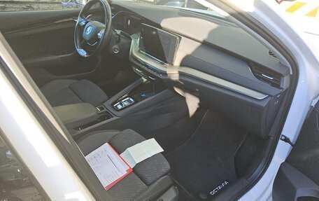 Skoda Octavia IV, 2022 год, 2 175 000 рублей, 17 фотография