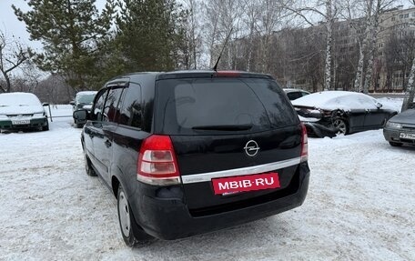 Opel Zafira B, 2011 год, 695 000 рублей, 5 фотография