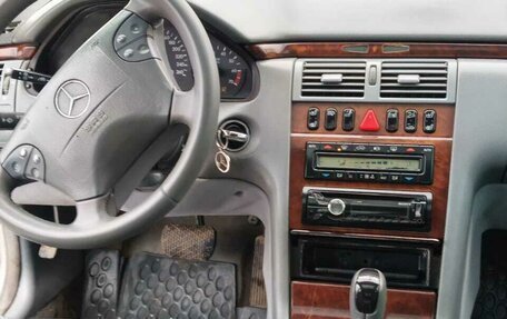 Mercedes-Benz E-Класс, 2001 год, 370 000 рублей, 8 фотография