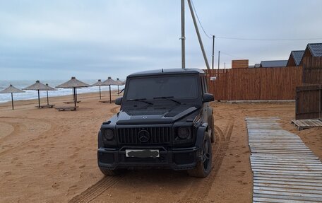 Mercedes-Benz G-Класс W463 рестайлинг _ii, 2001 год, 2 380 000 рублей, 3 фотография